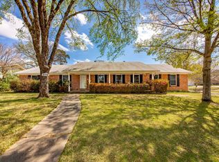 1001 Biscayne Dr, Little Rock, AR 72227