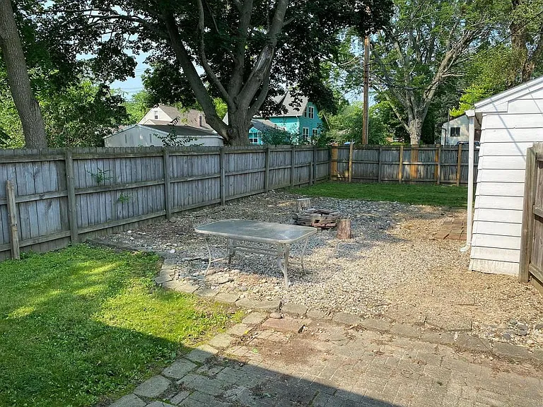 539 Cornell Ave — Photo 7