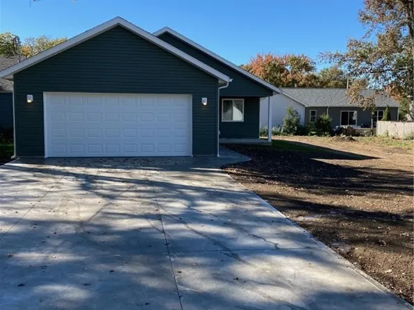 10176 Dupont Ave, Columbia Station, OH 44028