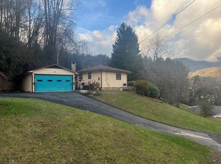 98 Pinnacle View Rd, Sylva, NC 28779
