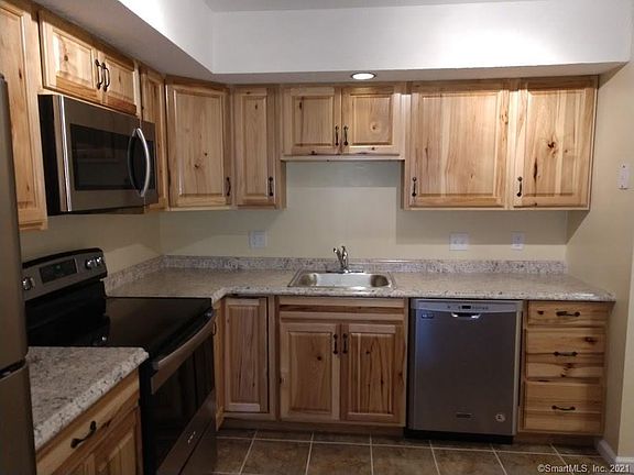4th image of 79 Claudia Dr APT 354