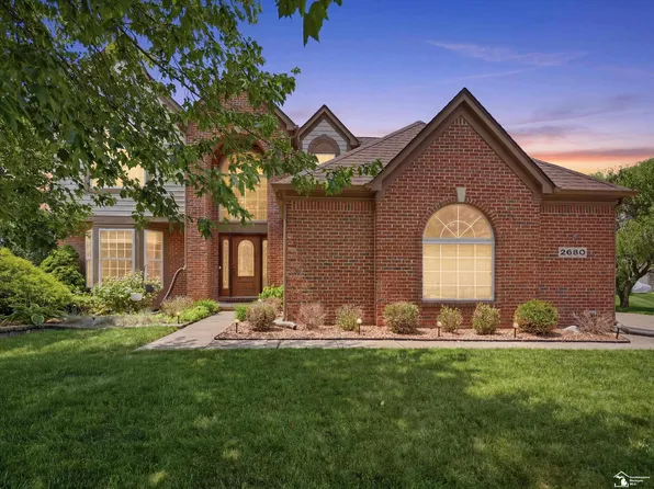 2680 N Woods Blvd, Canton, MI 48188