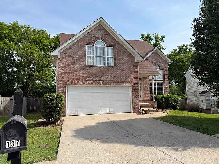 137 Sumner Meadows Ln — Photo 2