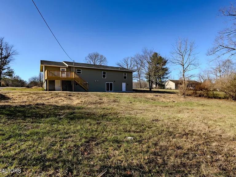 37 Windy Acres Dr — Photo 3