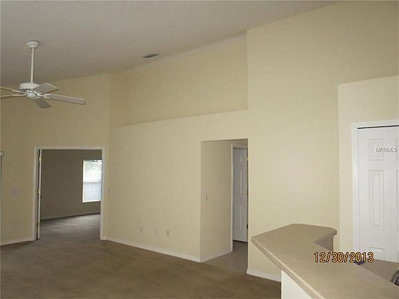 3rd image of 2104 Brandon Park Cir