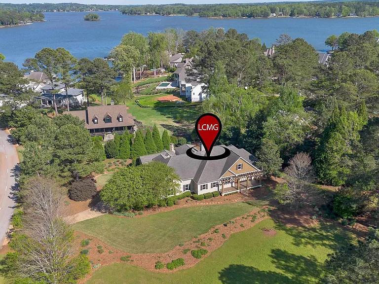 130 Iron Horse Dr — Photo 2