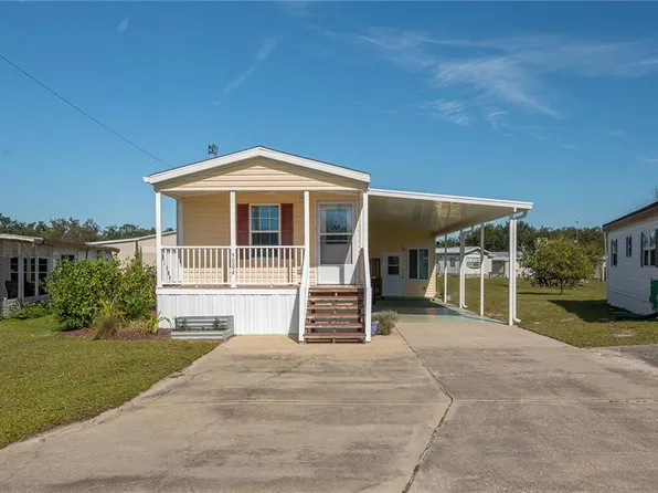 9084 Lake Point Blvd, Lake Wales, FL 33898