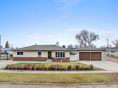 505 17th Ave W, Williston, ND, 58801