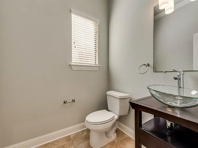 4432 Bowser Ave #C — Photo 10