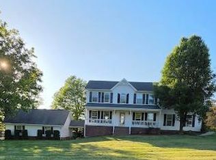17289 Crabtree Ct, Bristol, VA 24202