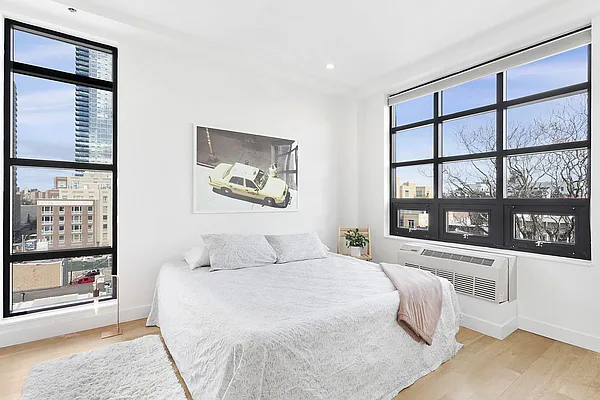 Rented by Compass | media 13