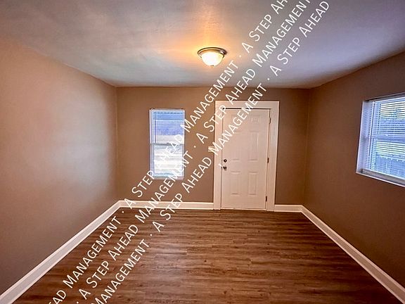 2nd image of 913 N Sherman Dr