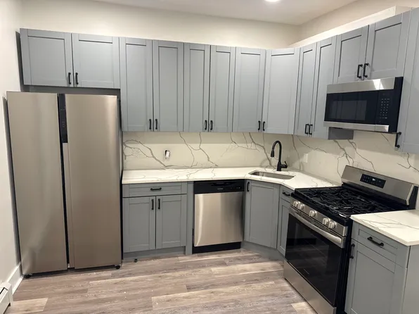 655 Avenue C image 14 of 20