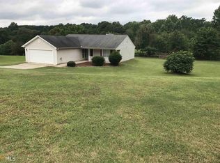 580 Walking Ln, Winder, GA 30680