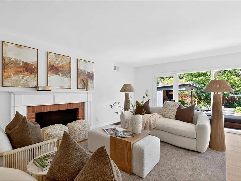 807 Rutherdale Ave — Photo 8