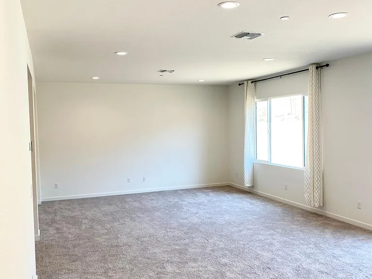 7810 Sunny Gulch Ct — Photo 8