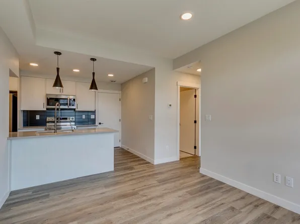 The Towns at Rangeview