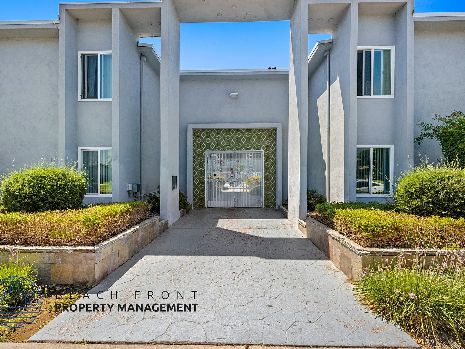 2750 W. Yale Ave. — Photo 1