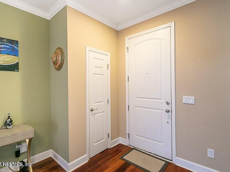 6217 Eclipse Cir — Photo 31