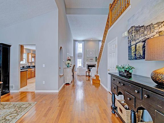 4th image of 2689 Skelton Ln