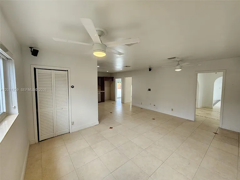 4233 S Jackson St — Photo 10