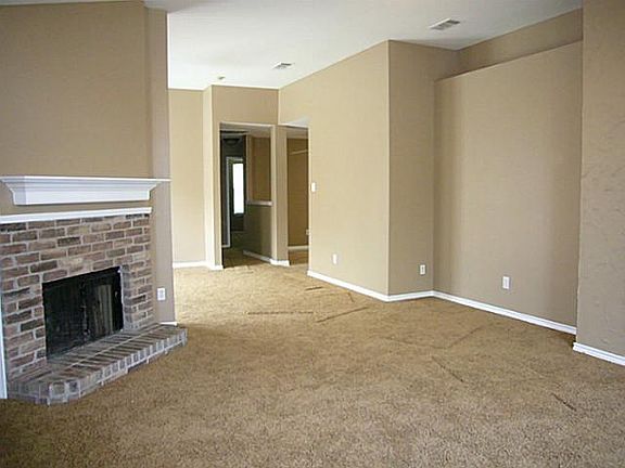 2nd image of 812 Mackenzi Dr