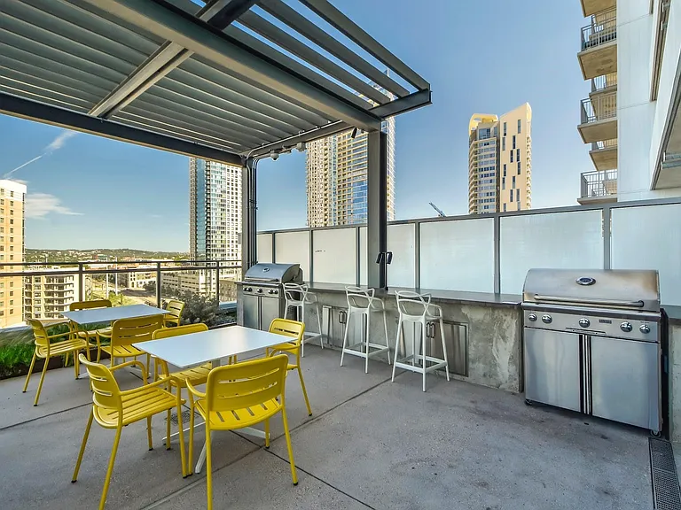222 West Ave #1911 — Photo 36