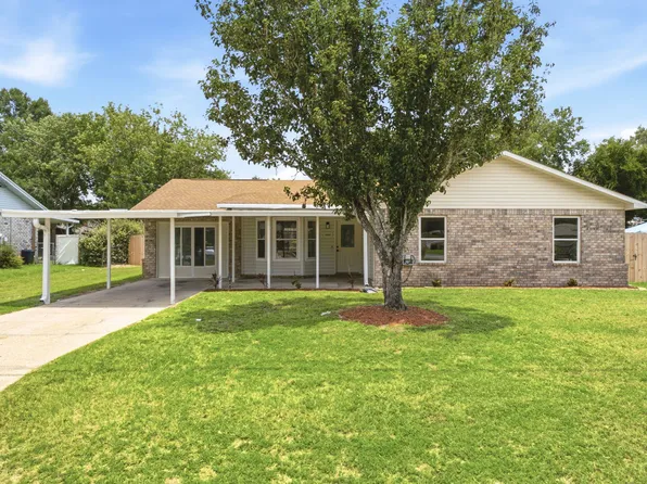 6466 Greenwell St, Pensacola, FL 32526