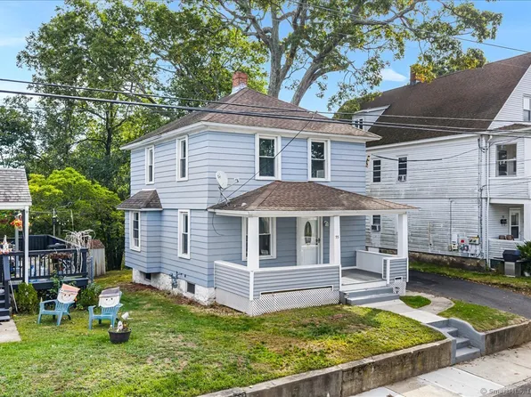 55 Raymond Street, New London, CT 06320