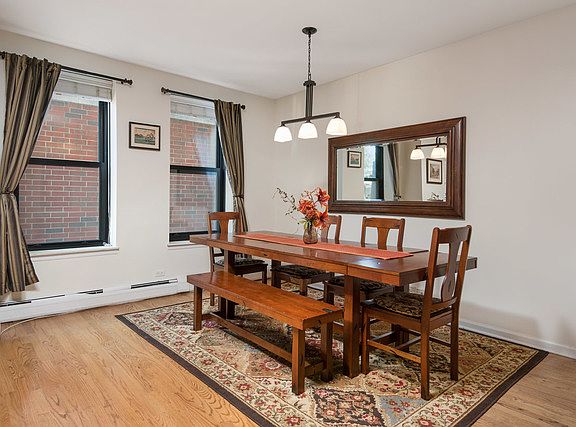 4th image of 2100 N Lincoln Park W #4G