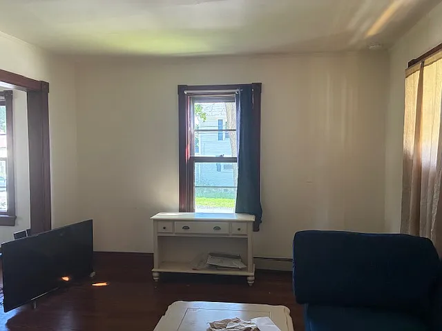 3 bed, 1542 sqft, $2,500 — Photo 3