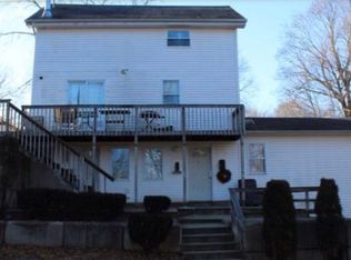 35 Hillside Ave, Johnston, RI 02919