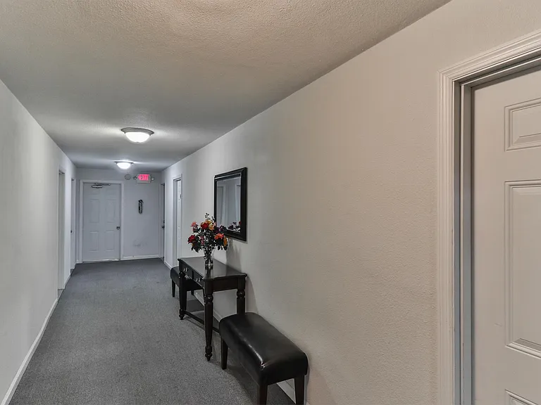 3850 Park Ave #9 — Photo 24