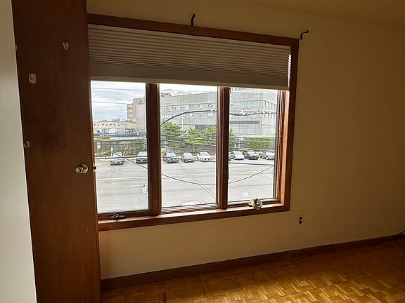 3rd image of 271 Mason Ave Floor 2
