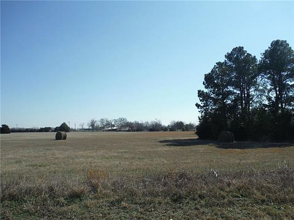 3rd image of 1755 Interstate Highway 30 W