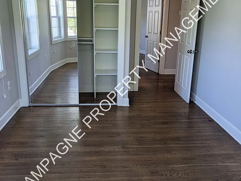 920 Ward Pkwy — Photo 21