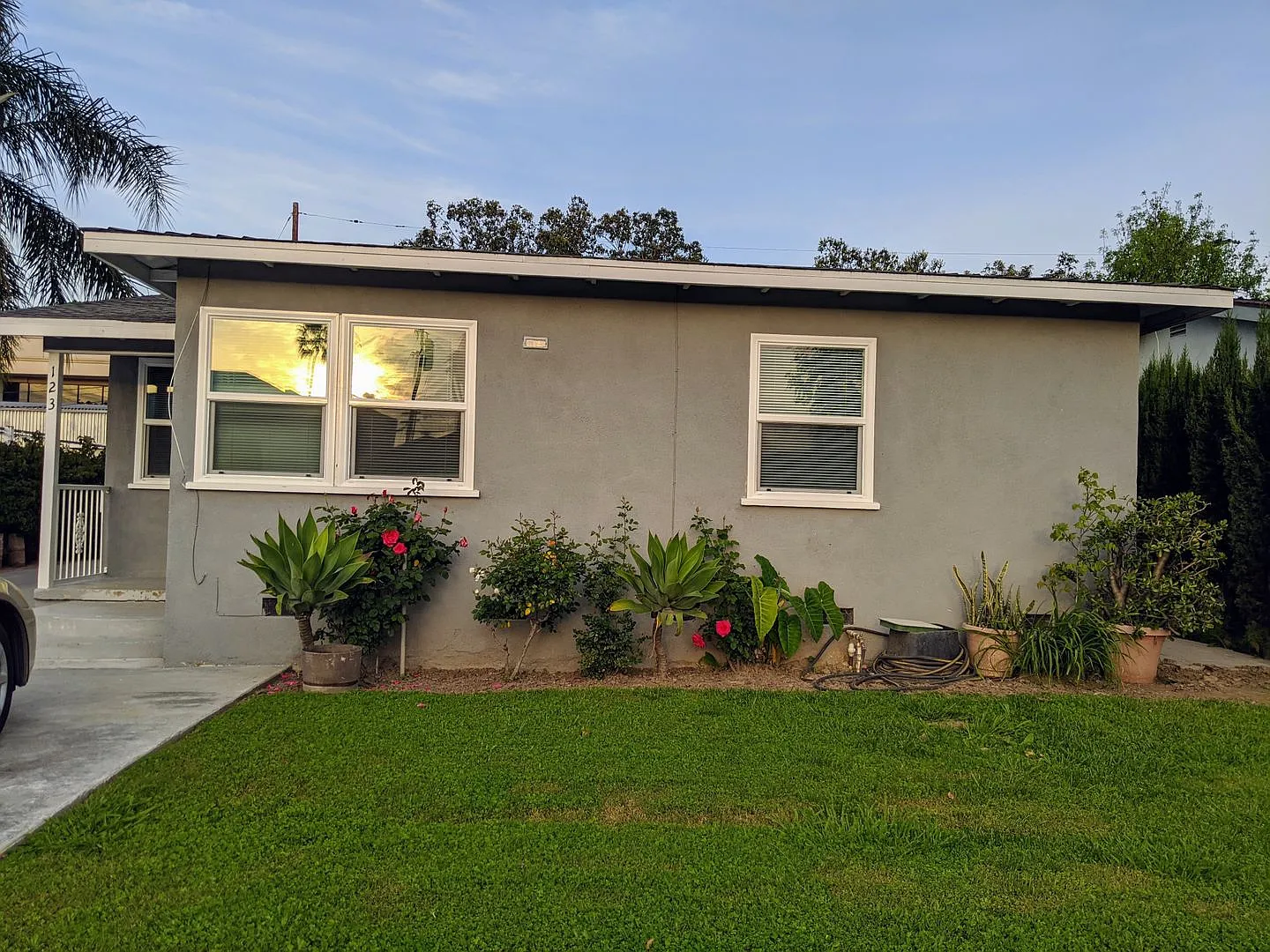 Beautiful 3 bd/ 2 ba in Orange — Photo 3