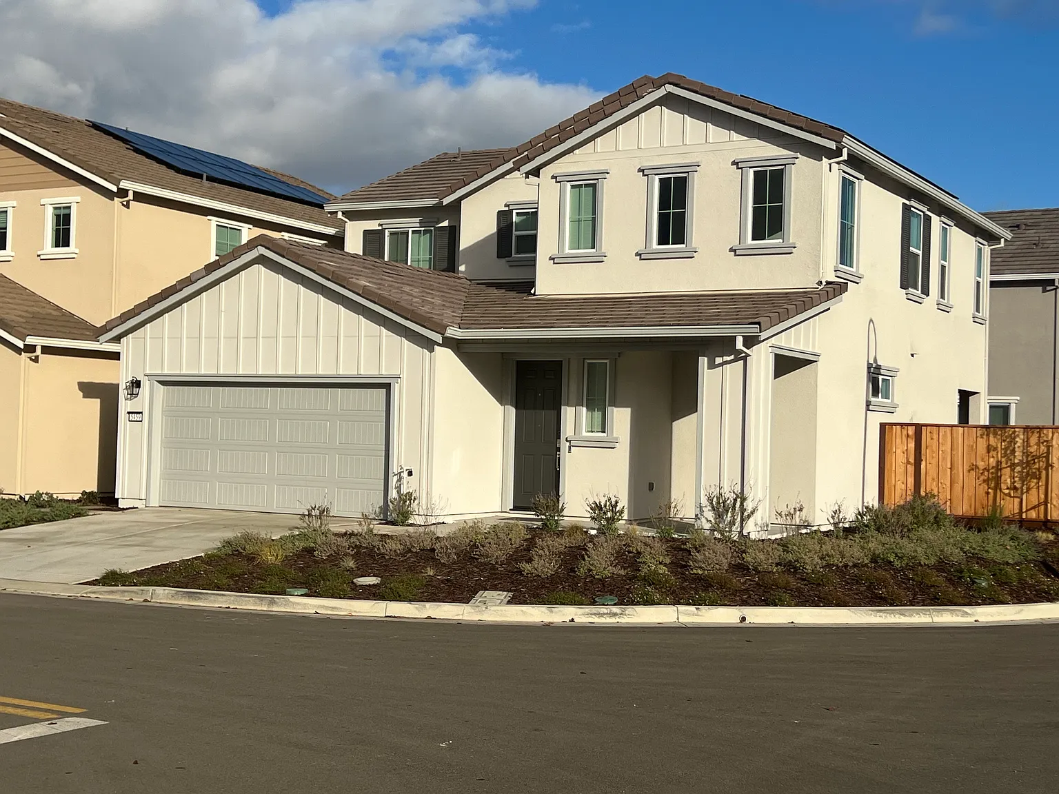 5459 Knights Valley Ln — Photo 2