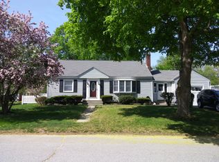 8 Flint St, Chelmsford, MA 01824