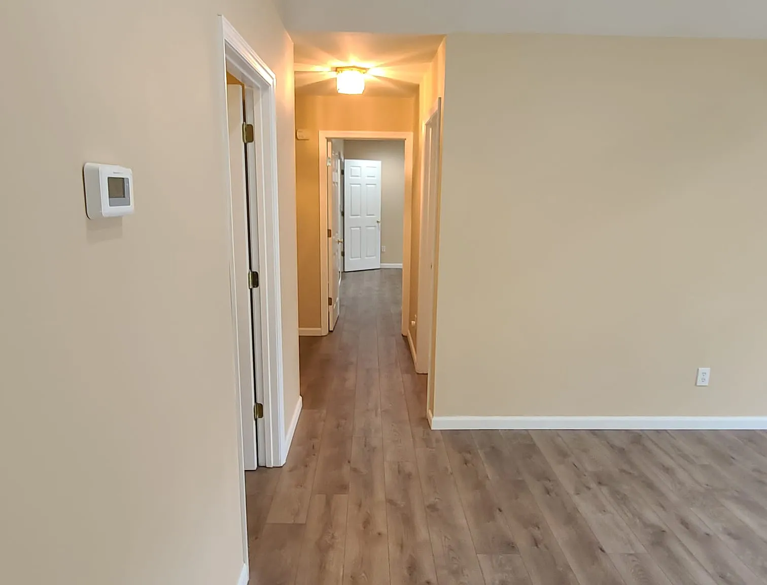 2 bed, 1280 sqft, $2,600 — Photo 3