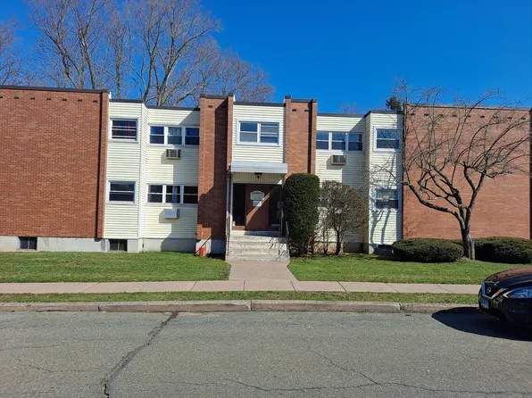 24 Thompson Road #7E, Manchester, CT 06040