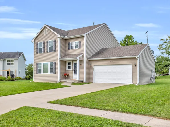 4755 Pine Hill Dr, Potterville, MI 48876