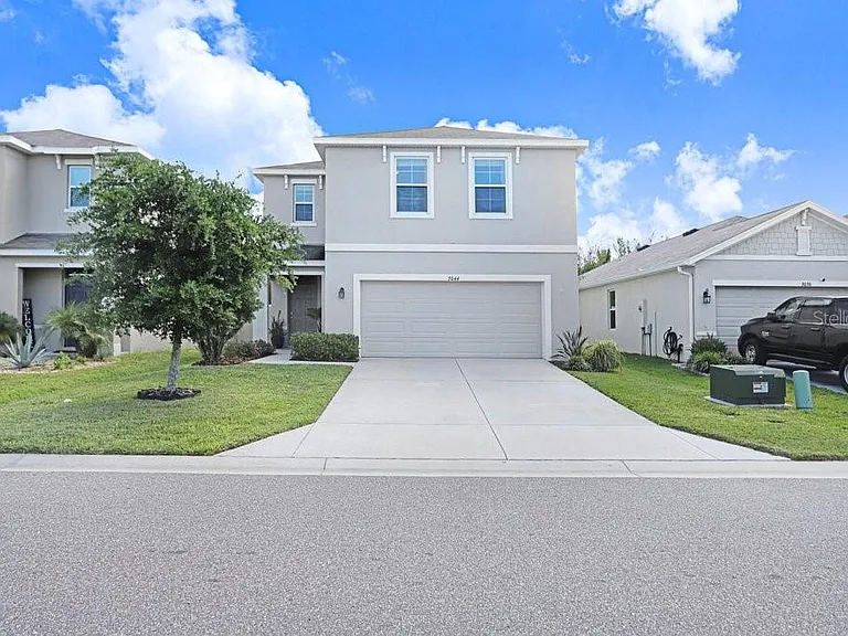 3044 Suncoast Plains Dr — Photo 1