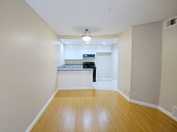 5th image of 2345 Merton Ave #1B-1Ba-650Sqft