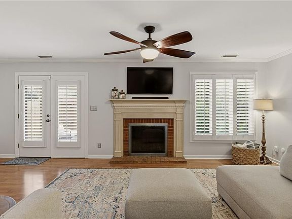 5th image of 565 Sherwood Hills Dr