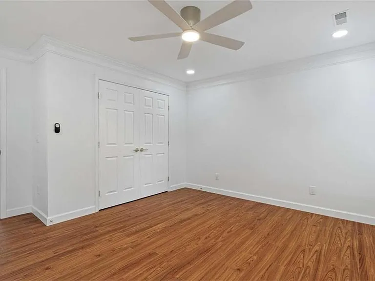 1711 Summit Glen Ln — Photo 40