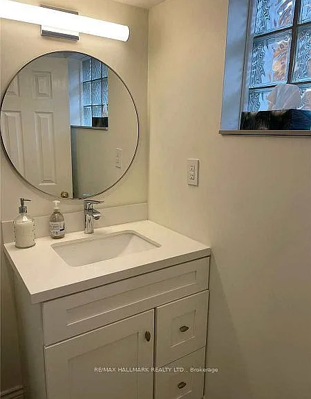 6 Margate Cres — Photo 7