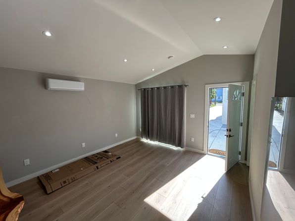 678 Elsie Ave #1