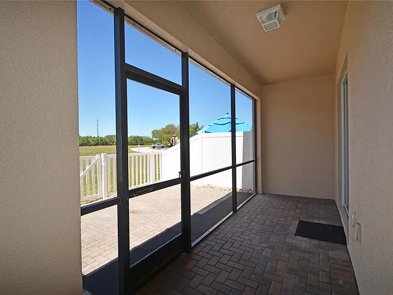11925 Greengate Dr — Photo 42