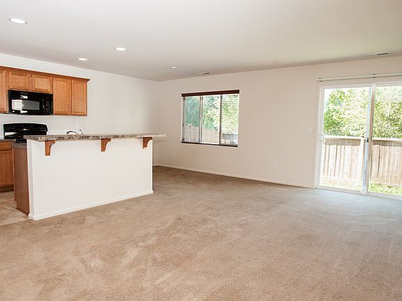 5th image of 5421 Park St E